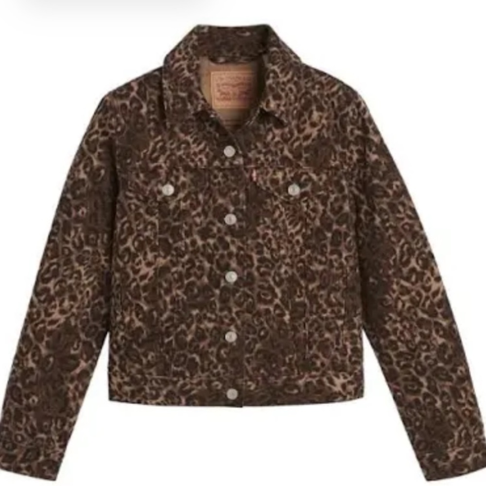 Levi’s cat eye (leopard print) Jean jacket size medium, brand new with tags
